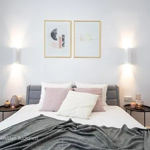 The Loft Luxury Apartments-near The Park In The Center Apartament